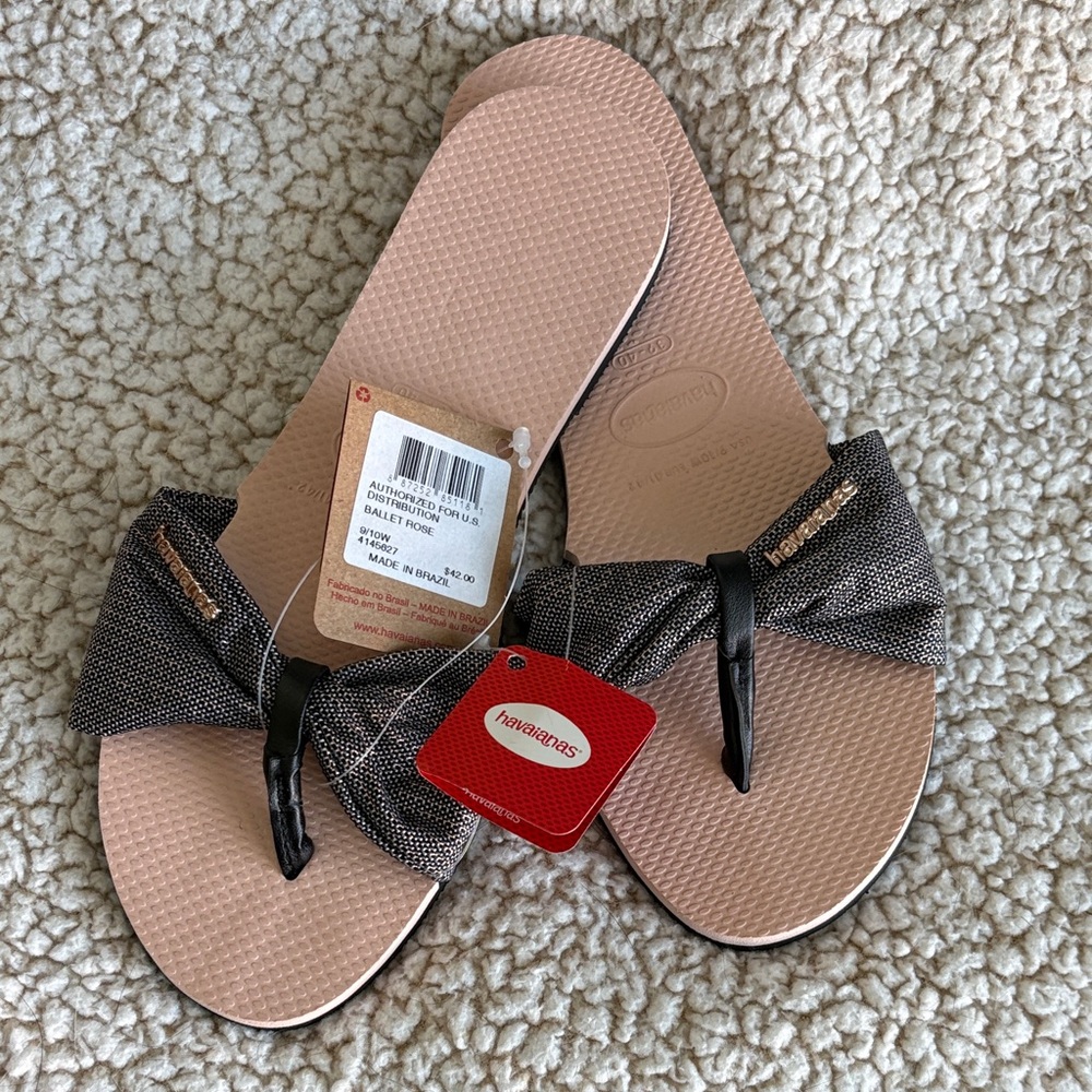 Havaianas Women's Black and Tan Bow Sandals